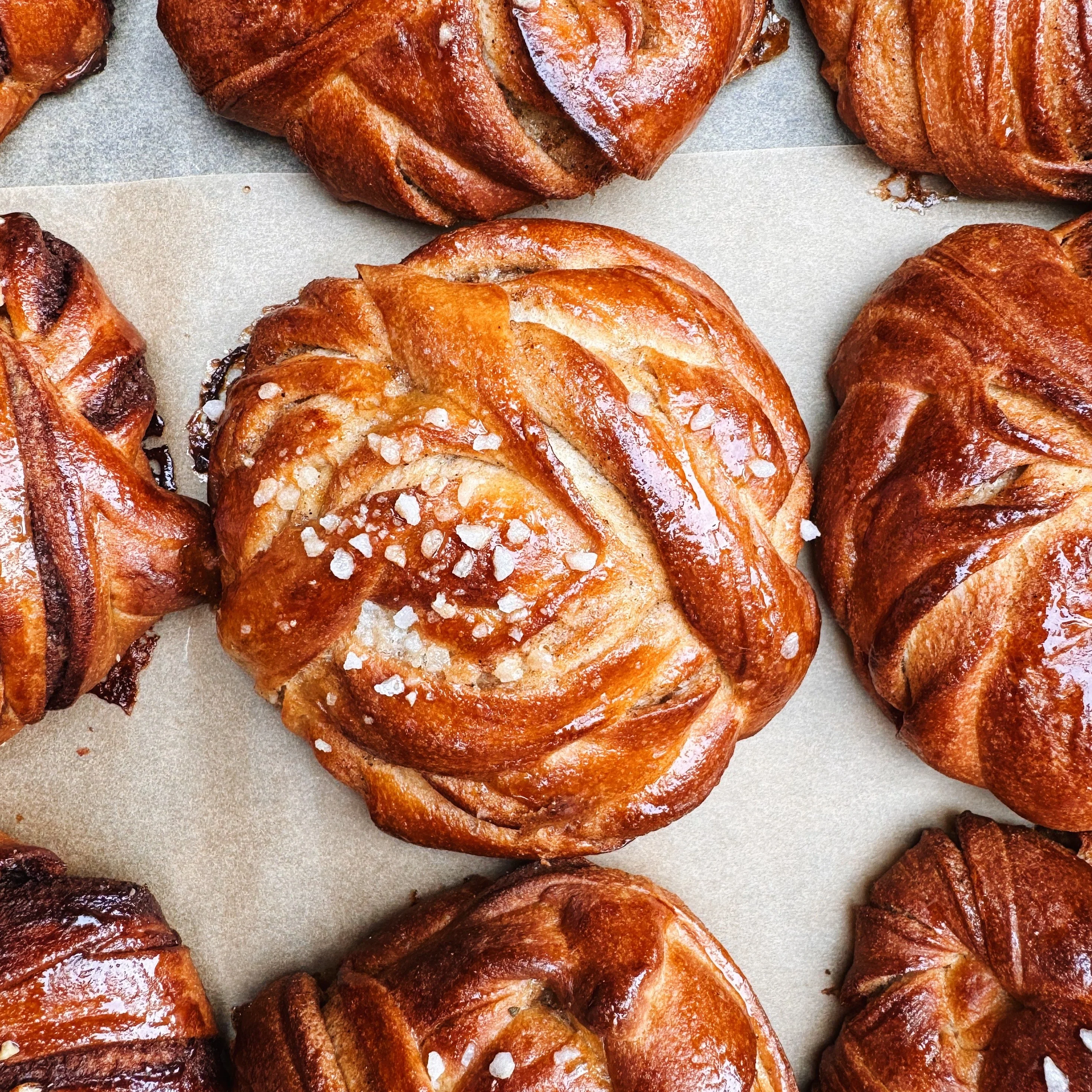 Cardamom Bun - Image 2