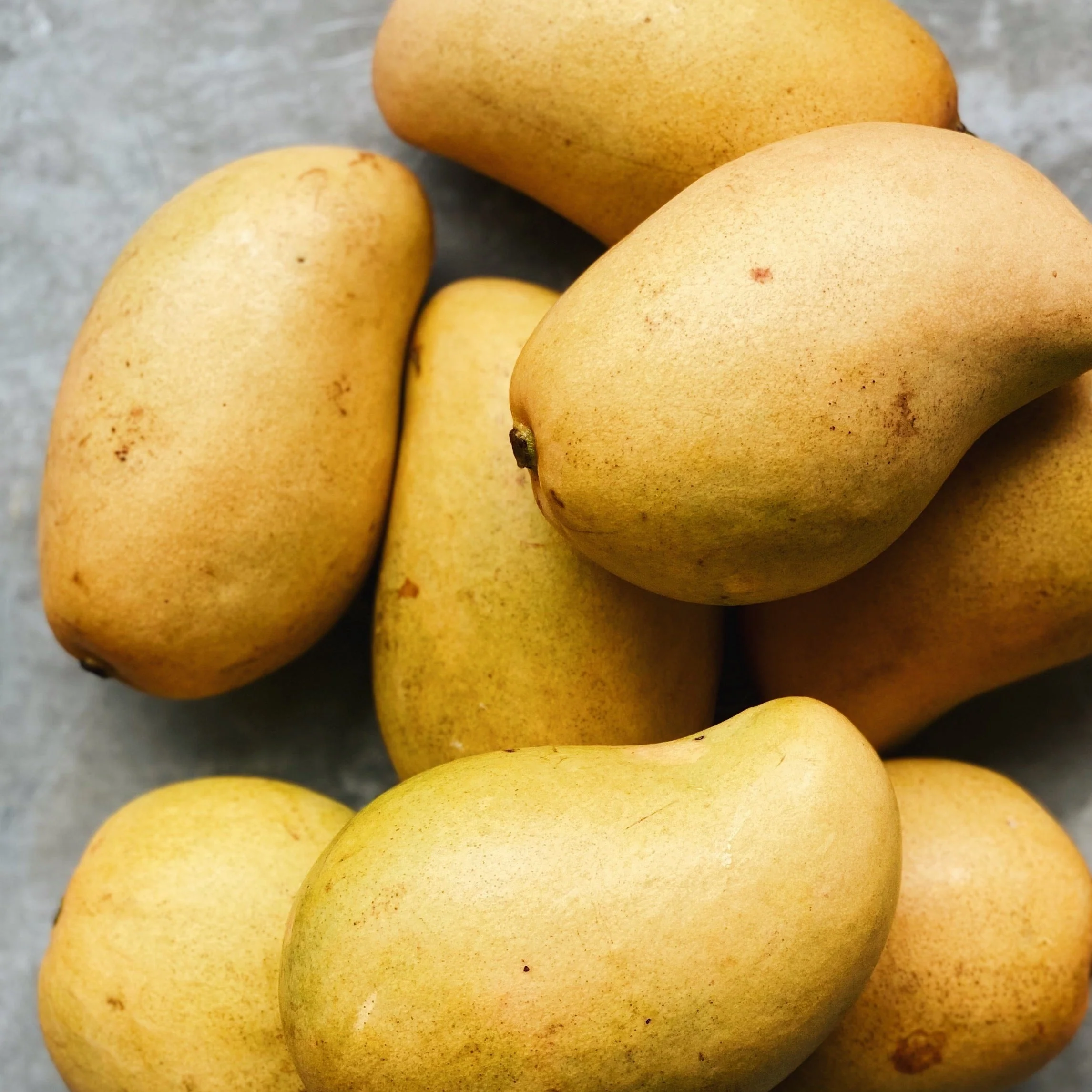 Premium Ataulfo Mangoes